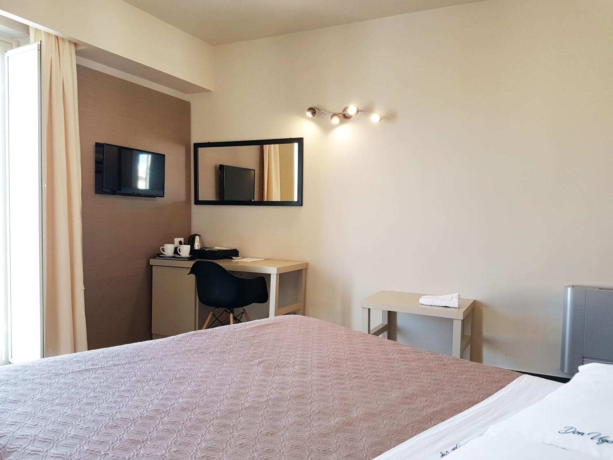 Don Ugo Luxury Rooms Tropea Pokoj fotografie